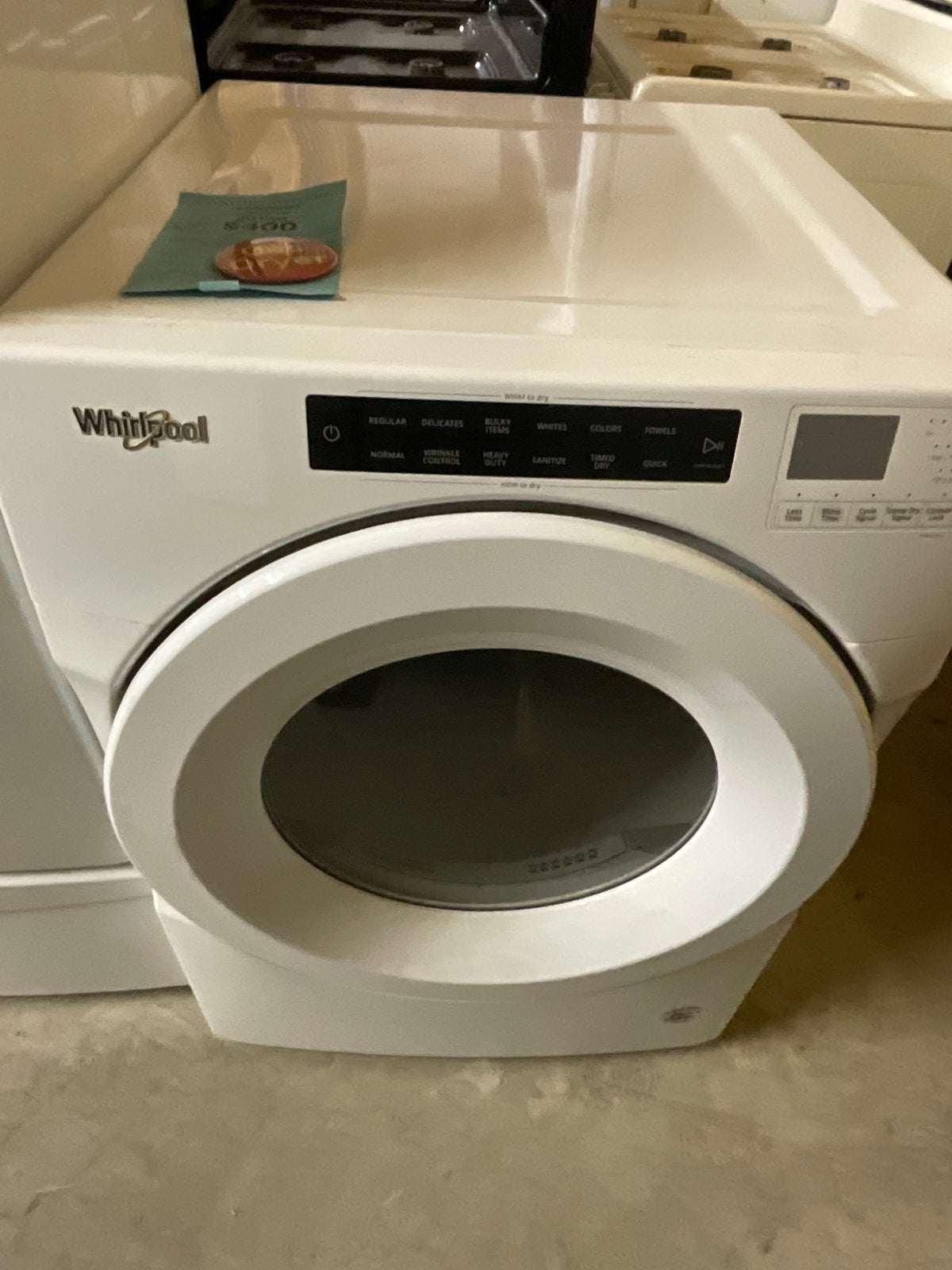 Whirlpool White Front Load Gas Dryer