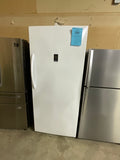 upright freezer / fridge